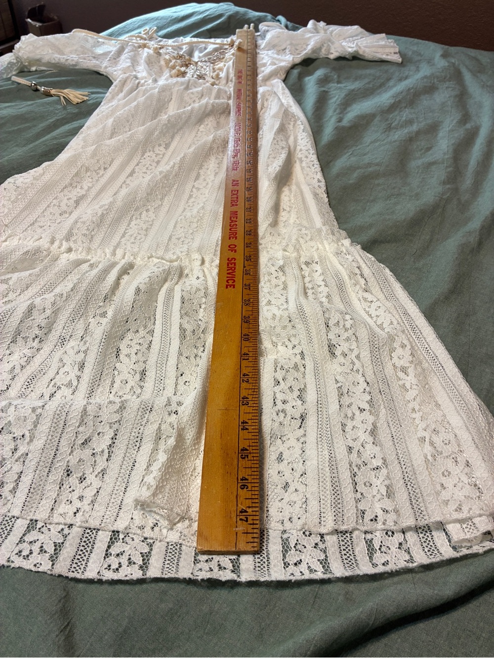 Small Boho Cold-Shoulder Maxi Dress cream & gold - Picture 11 of 13